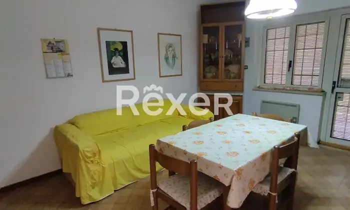 Rexer-Manfredonia-Appartamento-al-piano-terra-con-spazi-esterni-e-posto-auto-nel-villaggio-Sciali-degli-Zingari-Altro