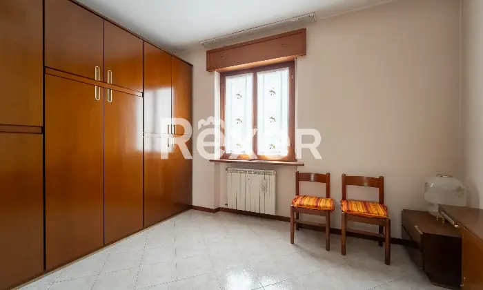 Rexer-Senago-Trilocale-al-quinto-piano-Camera