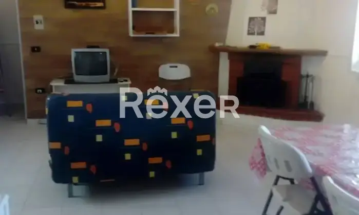 Rexer-Avola-Attico-al-secondo-piano-senza-ascensore-ideale-come-abitazione-principale-o-casa-vacanze-Altro