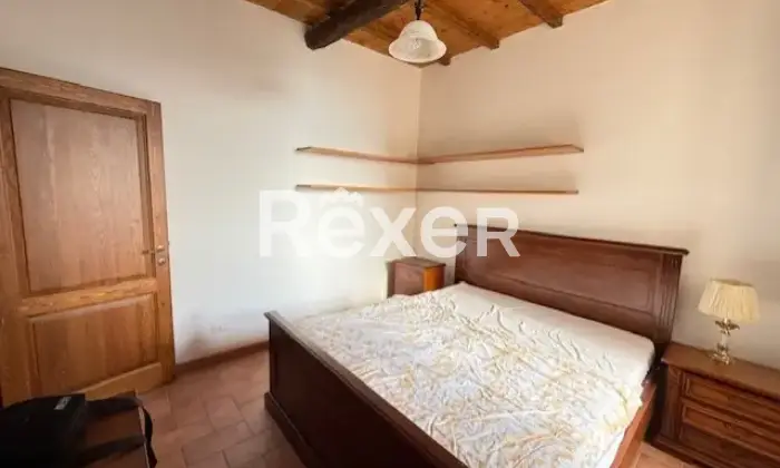 Rexer-Vinci-Casa-rustica-immersa-nel-bosco-su-due-livelli-Altro