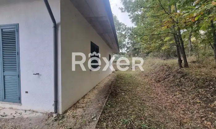 Rexer-Savoia-di-Lucania-Villetta-da-ultimare-con-terreno-in-vendita-a-Savoia-di-Lucania-Altro