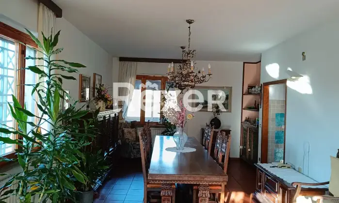 Rexer-Margine-CopertaTraversagna-Villa-bifamiliare-in-vendita-in-via-Marco-Polo-a-Massa-e-Cozzile-Altro