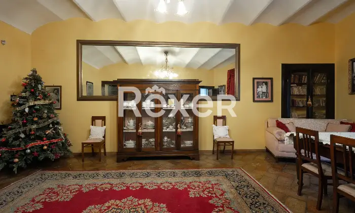Rexer-Priverno-Immobile-ubicato-nel-centro-storico-di-Priverno-con-ingresso-indipendente-Altro