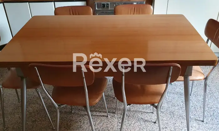 Rexer-Pieve-a-Nievole-Ampio-complesso-residenziale-con-due-unit-indipendenti-giardino-privato-e-pertinenze-ideale-per-famiglie-o-attivit-ricettive-Cucina