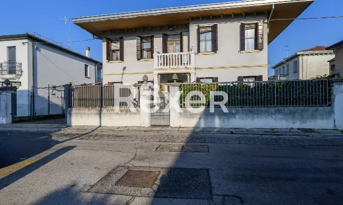 Rexer-Venezia-Villa-singola-con-scoperto-privato-Altro