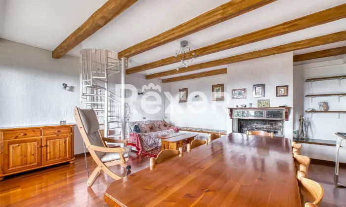 Rexer-Magione-Villa-indipendente-con-vista-lago-e-giardino-privato-Altro