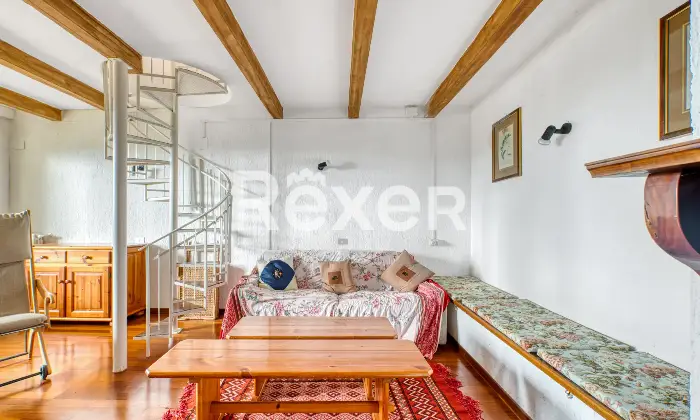 Rexer-Magione-Villa-indipendente-con-vista-lago-e-giardino-privato-Altro