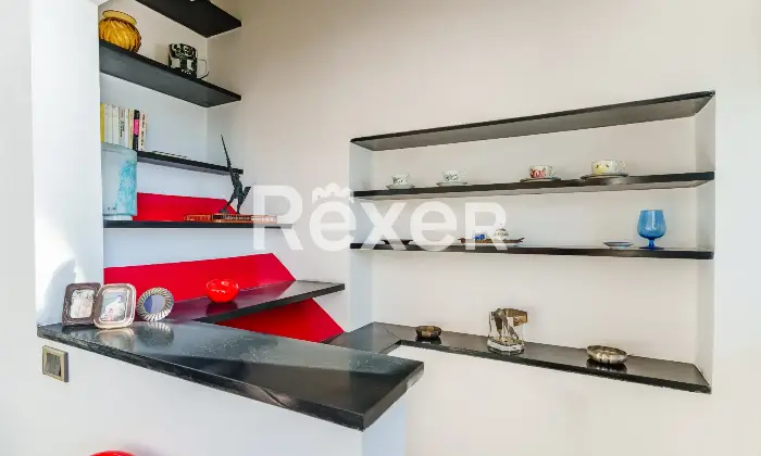 Rexer-Camogli-Appartamento-prima-fila-con-ingresso-indipendente-e-possibilit-acquisto-box-auto-Altro