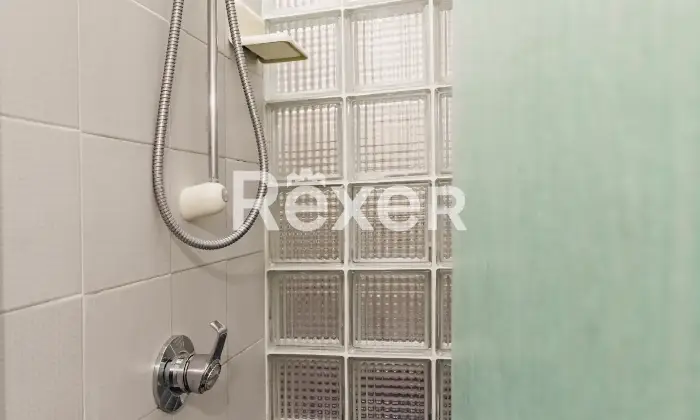 Rexer-Camogli-Appartamento-prima-fila-con-ingresso-indipendente-e-possibilit-acquisto-box-auto-Altro
