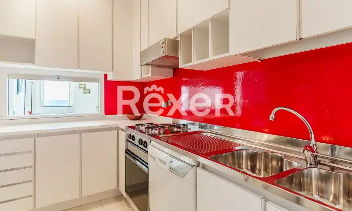 Rexer-Camogli-Appartamento-prima-fila-con-ingresso-indipendente-e-possibilit-acquisto-box-auto-Altro