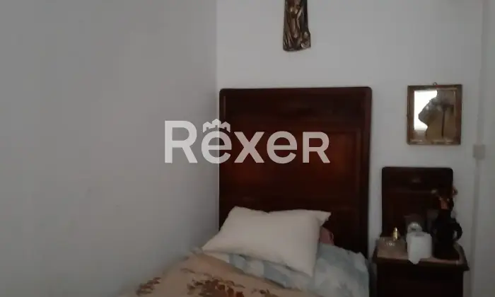 Rexer-Crocefieschi-Appartamento-in-vendita-al-secondo-piano-di-una-palazzina-depoca-Altro