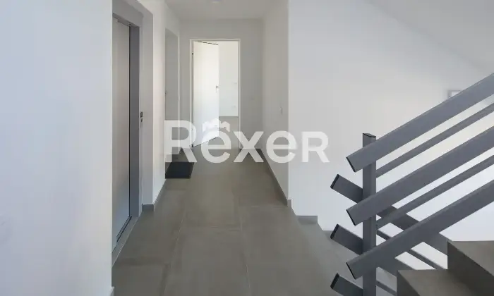 Rexer-Riccione-Trilocale-nuovo-in-classe-A-con-box-auto-Altro