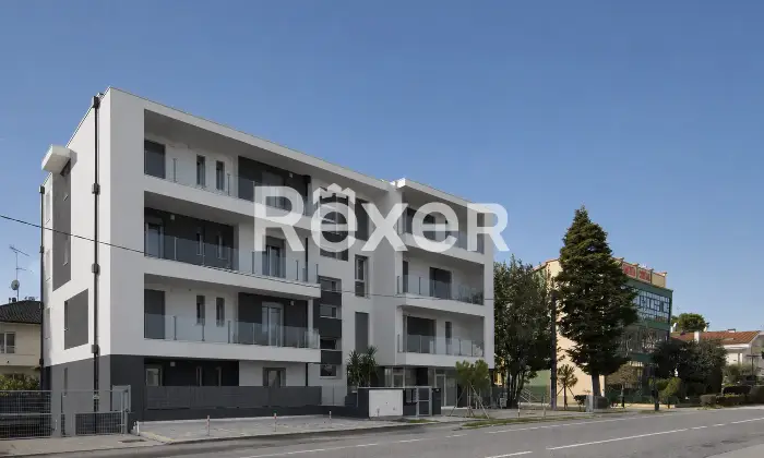 Rexer-Riccione-Trilocale-nuovo-in-classe-A-con-box-auto-Altro