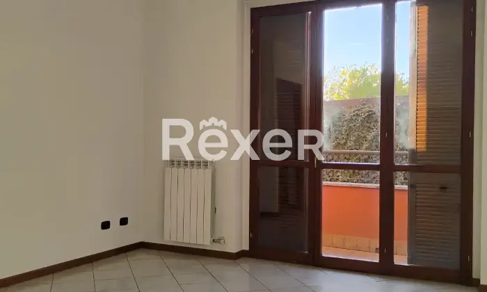 Rexer-Seveso-Monolocale-con-cantina-e-posto-auto-Soggiorno