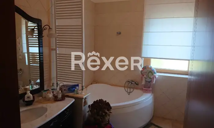 Rexer-Torremaggiore-Villa-indipendente-in-aperta-campagna-isolata-ottimo-investimento-per-agriturismo-o-attivit-ricettiva-Altro