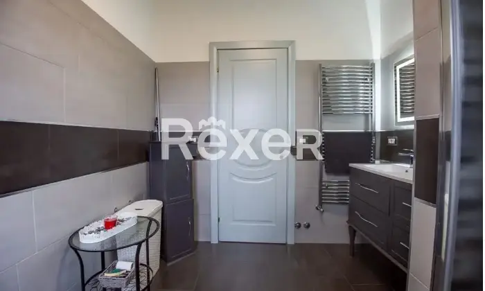 Rexer-Alanno-Villetta-bifamiliare-in-vendita-in-Via-Colle-Grande-ad-Alanno-Altro