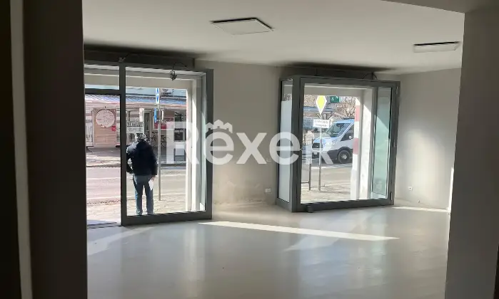 Rexer-Nizza-Monferrato-Locale-commerciale-in-vendita-in-via-Roma-a-Nizza-Monferrato-Altro
