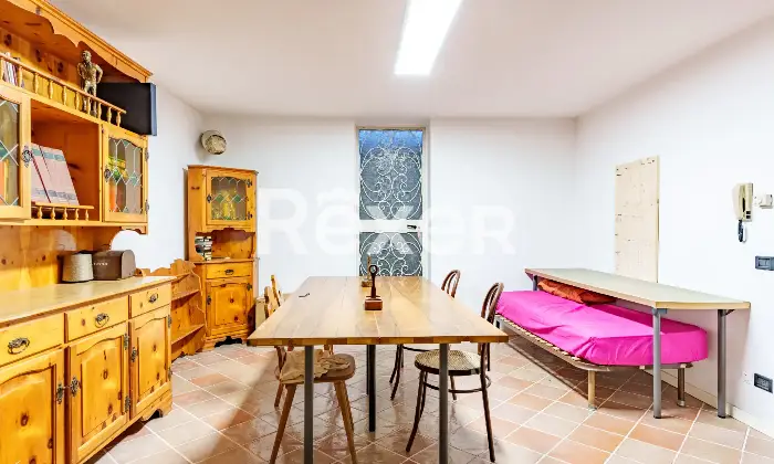Rexer-Gardone-Riviera-Villetta-di-testa-con-portico-e-giardino-Altro