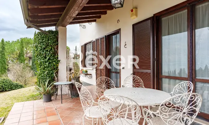 Rexer-Gardone-Riviera-Villetta-di-testa-con-portico-e-giardino-Altro
