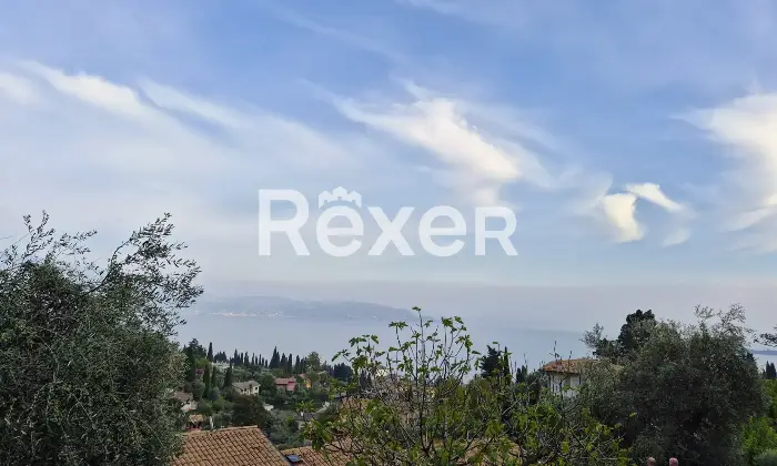 Rexer-Gardone-Riviera-Villetta-di-testa-con-portico-e-giardino-Altro