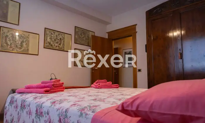 Rexer-TORRE-SAN-PATRIZIO-Splendida-villa-indipendente-con-piscina-uliveto-e-ampio-terreno-privato-a-Torre-San-Patrizio-Altro