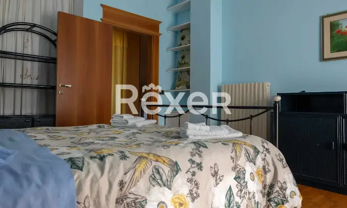 Rexer-TORRE-SAN-PATRIZIO-Splendida-villa-indipendente-con-piscina-uliveto-e-ampio-terreno-privato-a-Torre-San-Patrizio-Altro