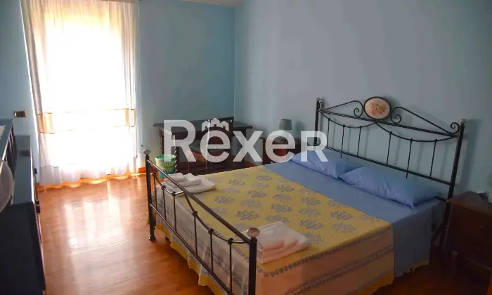 Rexer-TORRE-SAN-PATRIZIO-Splendida-villa-indipendente-con-piscina-uliveto-e-ampio-terreno-privato-a-Torre-San-Patrizio-Altro