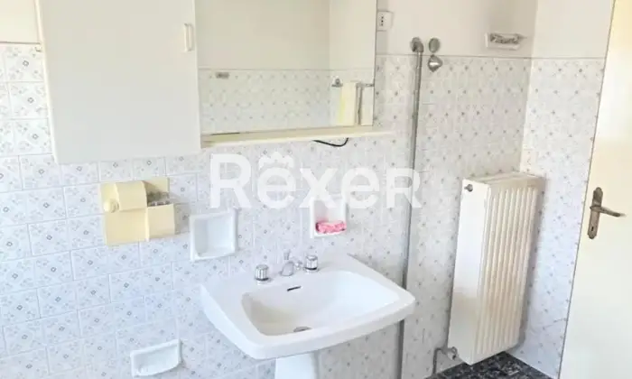 Rexer-Susegana-Compendio-immobiliare-con-grande-giardino-e-fabbricato-indipendente-valorizzabile-Altro