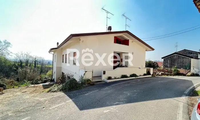 Rexer-Susegana-Compendio-immobiliare-con-grande-giardino-e-fabbricato-indipendente-valorizzabile-Altro