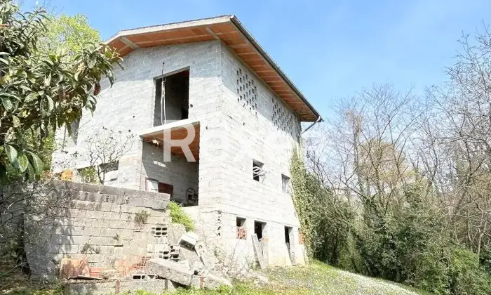 Rexer-Susegana-Compendio-immobiliare-con-grande-giardino-e-fabbricato-indipendente-valorizzabile-Altro