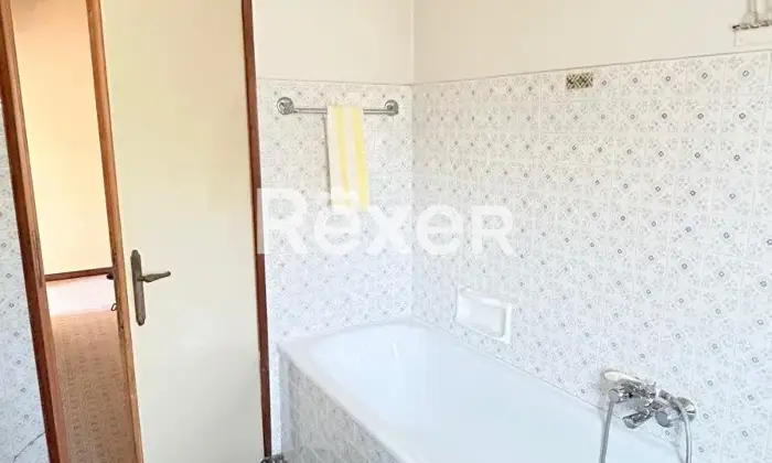 Rexer-Susegana-Compendio-immobiliare-con-grande-giardino-e-fabbricato-indipendente-valorizzabile-Altro