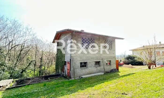 Rexer-Susegana-Compendio-immobiliare-con-grande-giardino-e-fabbricato-indipendente-valorizzabile-Altro