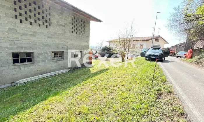 Rexer-Susegana-Compendio-immobiliare-con-grande-giardino-e-fabbricato-indipendente-valorizzabile-Altro
