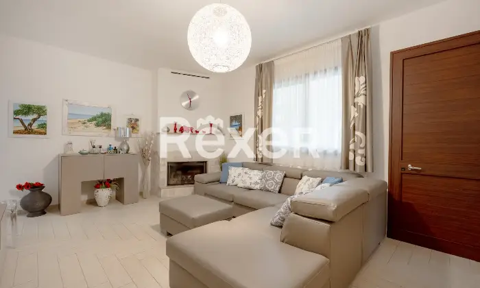 Rexer-Palagiano-Elegante-villa-con-piscina-finemente-arredata-a-mt-dalla-spiaggia-Altro
