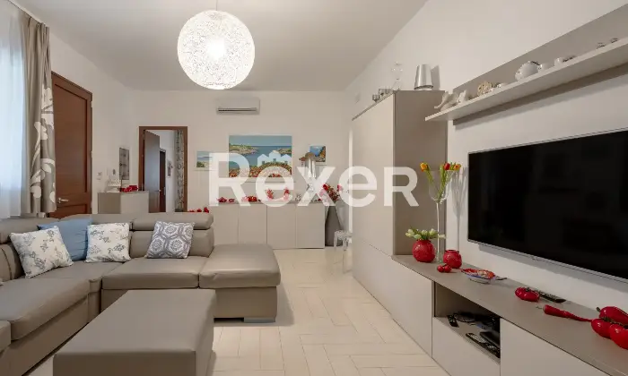 Rexer-Palagiano-Elegante-villa-con-piscina-finemente-arredata-a-mt-dalla-spiaggia-Altro