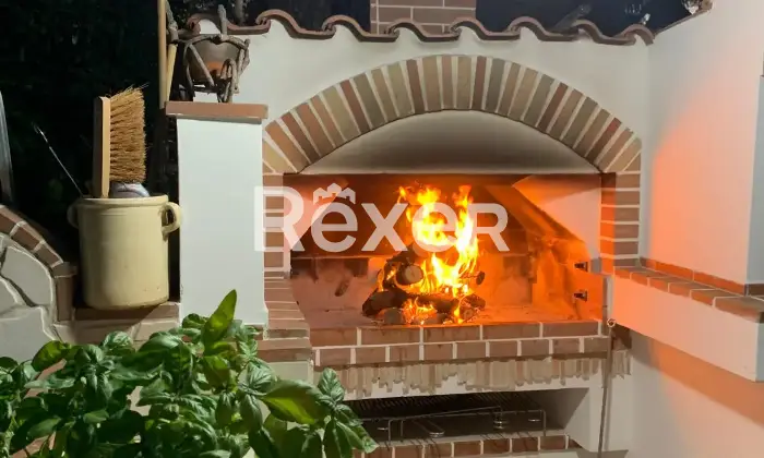 Rexer-Palagiano-Elegante-villa-con-piscina-finemente-arredata-a-mt-dalla-spiaggia-Altro