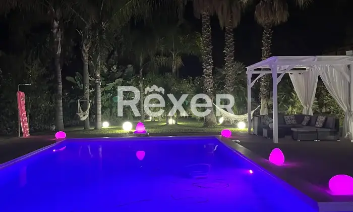 Rexer-Palagiano-Elegante-villa-con-piscina-finemente-arredata-a-mt-dalla-spiaggia-Altro