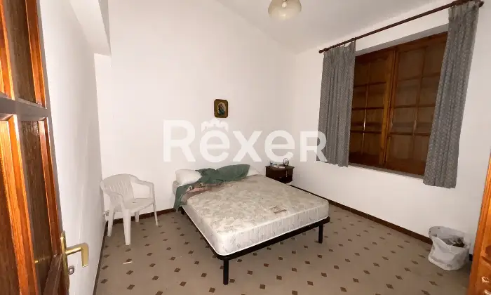 Rexer-Ventimiglia-di-Sicilia-Villino-indipendente-con-porticato-e-giardino-privato-Camera-da-letto