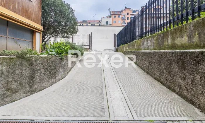 Rexer-Milano-Ampio-appartamento-in-stabile-signorile-Altro