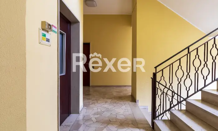 Rexer-Milano-Ampio-appartamento-in-stabile-signorile-Altro