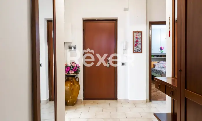 Rexer-Paderno-Dugnano-Appartamento-di-locali-con-autorimessa-Altro
