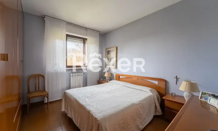 Rexer-Rho-Villetta-a-schiera-con-box-Altro