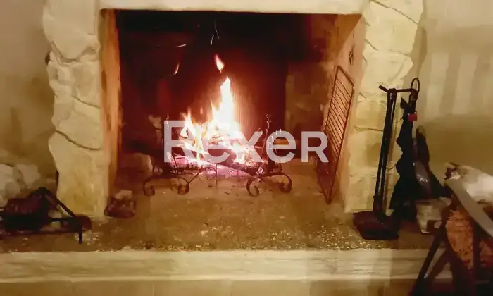 Rexer-Camaiore-Tra-mare-e-collina-terratetto-luminoso-con-giardino-privato-Cucina