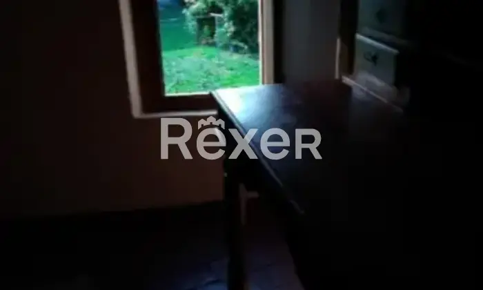 Rexer-Camaiore-Tra-mare-e-collina-terratetto-luminoso-con-giardino-privato-Studio