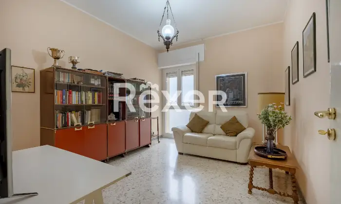 Rexer-Matera-Luminoso-appartamento-in-classe-A-con-posto-auto-condominiale-Salone
