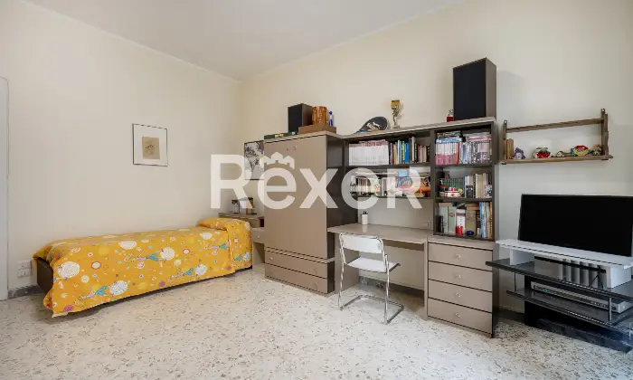 Rexer-Matera-Luminoso-appartamento-in-classe-A-con-posto-auto-condominiale-Camera-da-letto