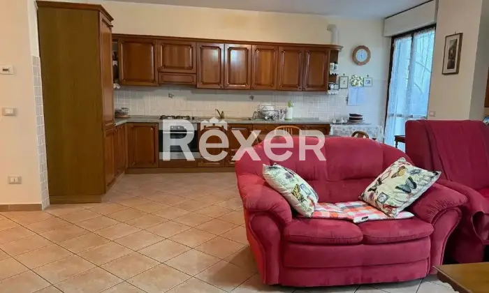 Rexer-Casatisma-Trilocale-in-vendita-in-Via-Francesco-Petrarca-Casatisma-Altro