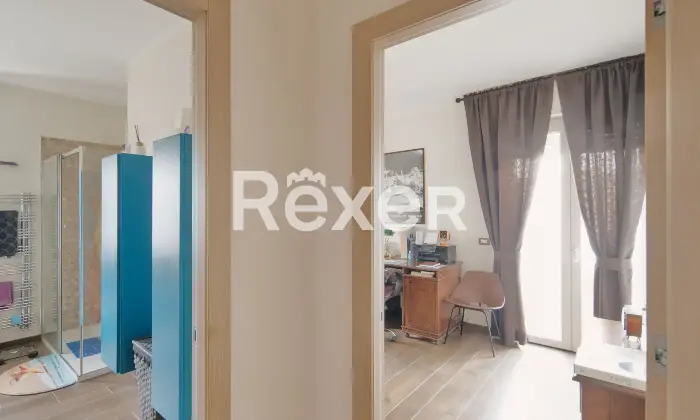 Rexer-Rimini-Intero-fabbricato-bifamiliare-con-due-garage-giardino-e-sottotetto-al-grezzo-Altro