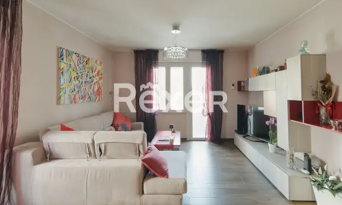 Rexer-Rimini-Intero-fabbricato-bifamiliare-con-due-garage-giardino-e-sottotetto-al-grezzo-Altro