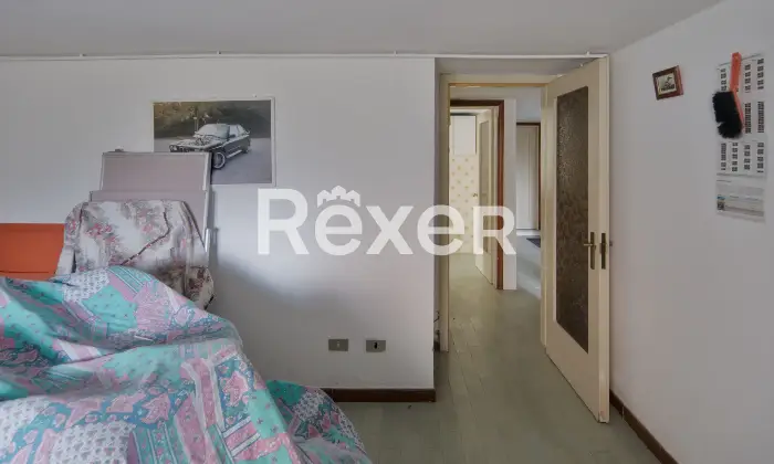 Rexer-Rimini-Intero-fabbricato-bifamiliare-con-due-garage-giardino-e-sottotetto-al-grezzo-Altro